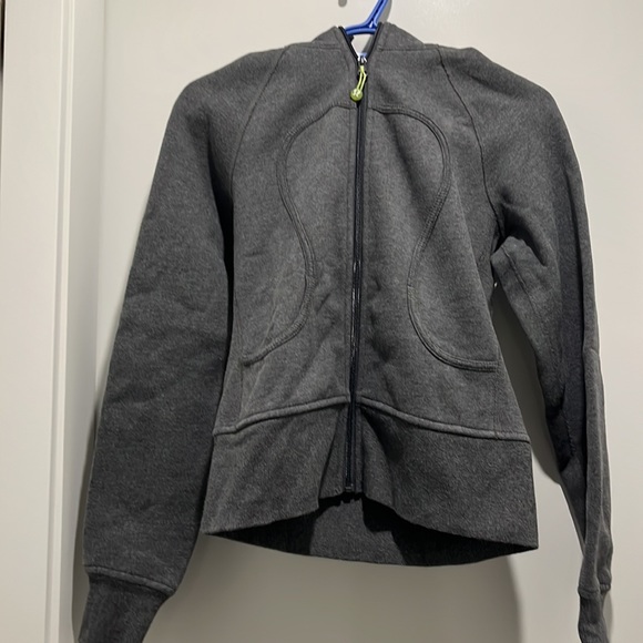Lululemon jacket - Picture 1 of 3